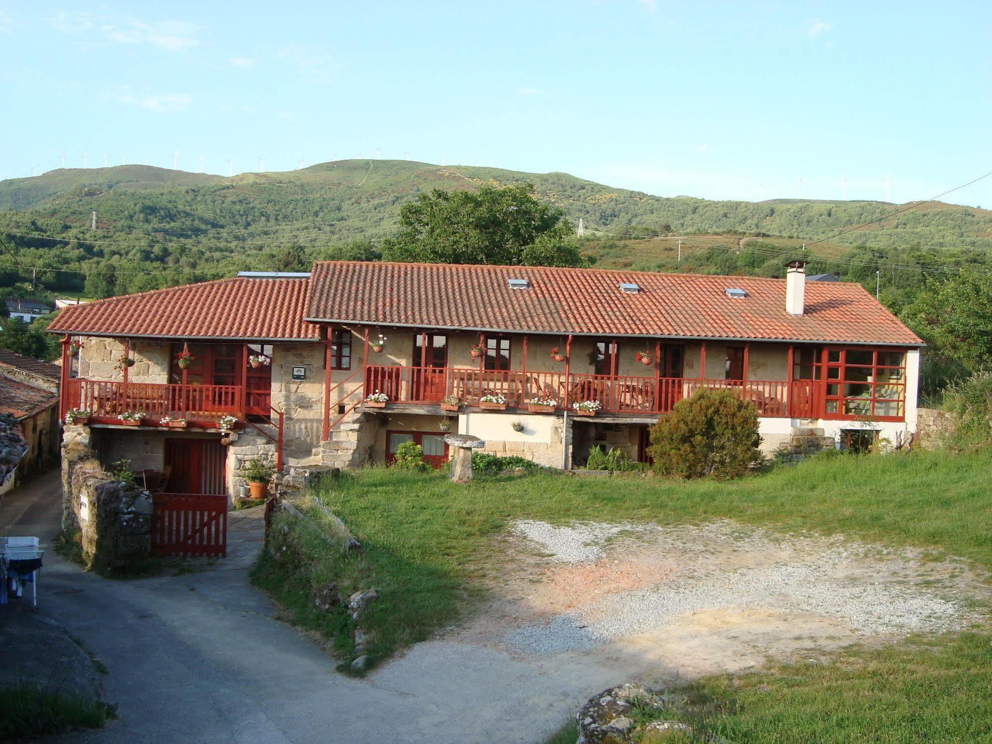 A Casa Da Eira Guest House Cerreda Exterior foto